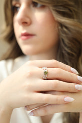 Silhouette Peridot Birthstone Ring